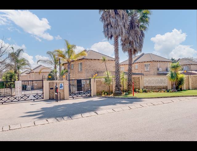 2 BEDROOM APARTMENT FOR SALE IN ALLEN'S NEK